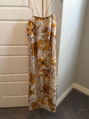 NWT Banana Republic Floral Maxi Dress in Cream and Mustard